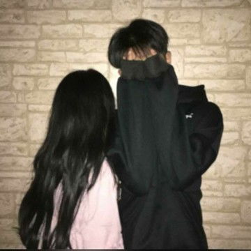 比较亲密的情侣头像双人暧昧情侣组合头像