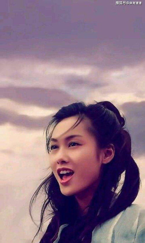 优雅女神紫霞仙子朱茵,肤白貌美气质出众微笑甜美可爱迷人