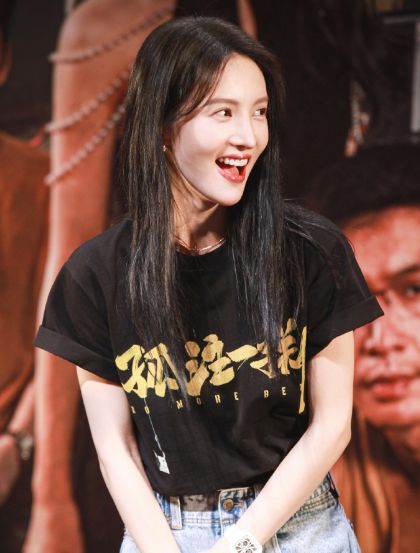 上映3天票房过亿,孤注一掷金晨火了,网友看得太过瘾了