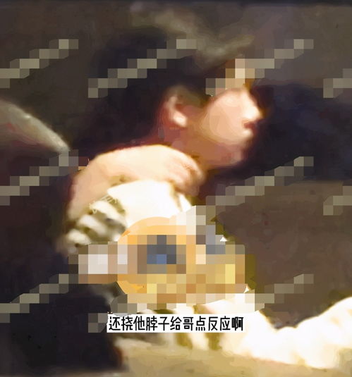 蜡像恋人汪苏伦被美女热吻面无表情,前段恋情仅维持三个月