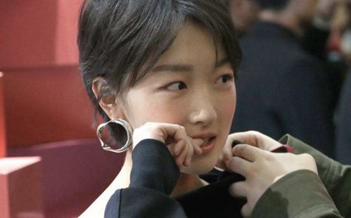 呕吐的表情包图片趾甲