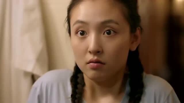乔一擅闯浴室,不料里面有人,看到言默在,她害羞了