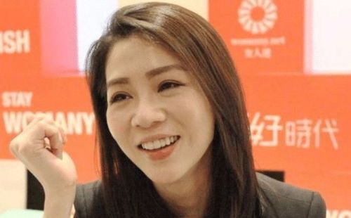出道18年因身高不温不火,无戏可拍让父母接济,今打败孙俪成影后