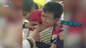 外国医生给宝宝打针哈哈哈有点阔爱啊