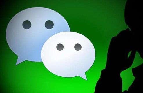 微信这个功能很方便,直接显示黑名单,不怕被悄悄删除