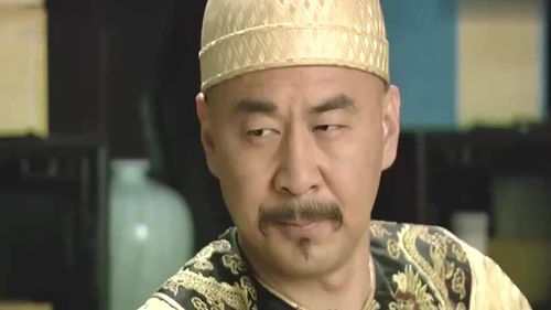 甄嬛传皇上夸颂芝华妃怒气难耐身边太监劝华妃要装大度