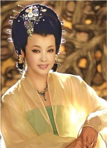 刘晓庆老年版李治图片