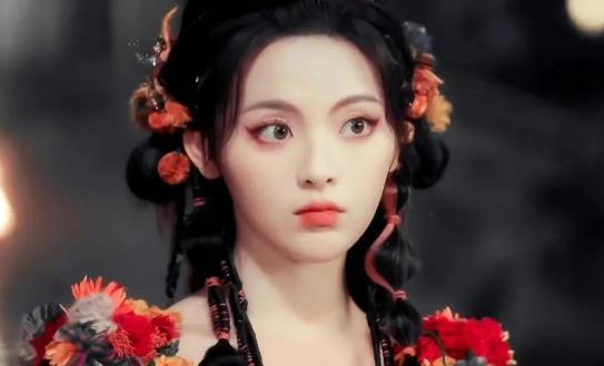 七时吉祥杨超越造型