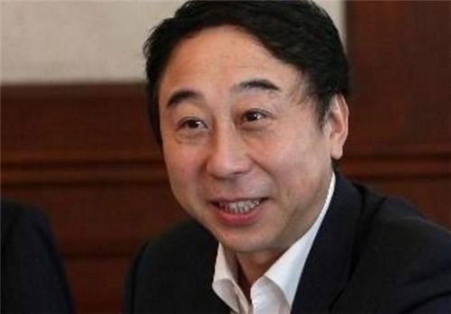 冯巩亲爹是冯国璋孙子,那你可知他母亲是谁名气很大,名字耳熟