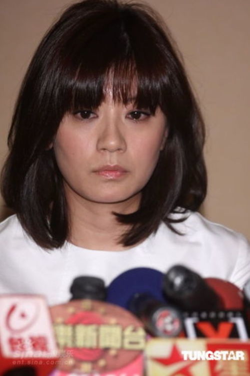 49岁的贾静雯,和前夫的那些狗血大瓜