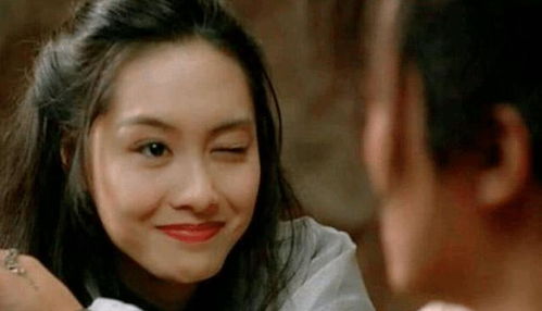 紫霞眨眼表情包红裙