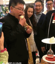 搞笑gif趣图撩妹小魔术,学会的可以去撩妹了