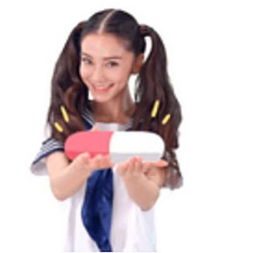 baby推出微信真人表情包穿校服清新逗比