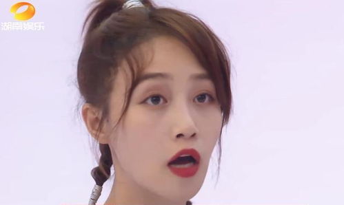蓝盈莹不顾吴昕擅自分配任务,你注意吴昕对她不屑的表情了吗