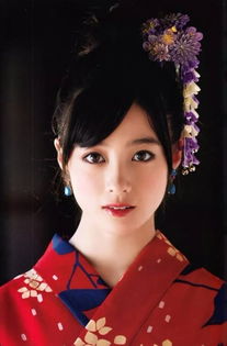 小天使桥本环奈放飞自我主演我是大哥大行走表情包的甜美妆容赶紧温习一下