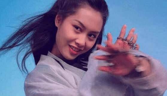 大话西游中的紫霞仙子,神话中的露娜,都是勇敢追求爱情的人