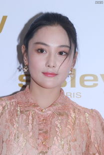 李晨七夕示爱张馨予李晨或被伤害成为第二吴卓羲