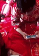搞笑gif图你们是伴娘团吗,怎么拉着新娘一起开黑了