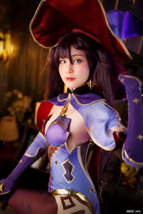 原神莫娜cosplay,法拉利的身材,五菱宏光的脸,可惜了