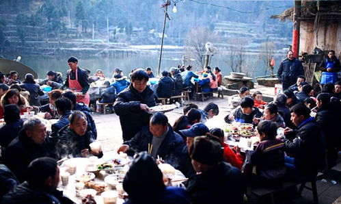 农村冷席现象越来越多,明明出了份子钱,农民为何不去吃饭