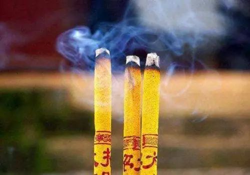 大年三十,在会泽竟然看到这样一幕...