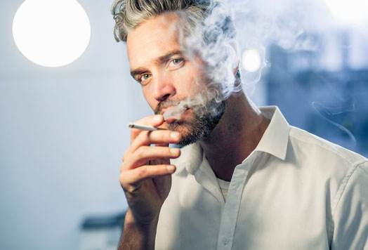白癜风患者还可以继续吸烟吗