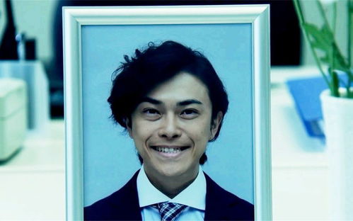表情男子因加班猝死,死后变成幽灵继续加班幽灵社员哔哩哔哩干杯bilibili表情