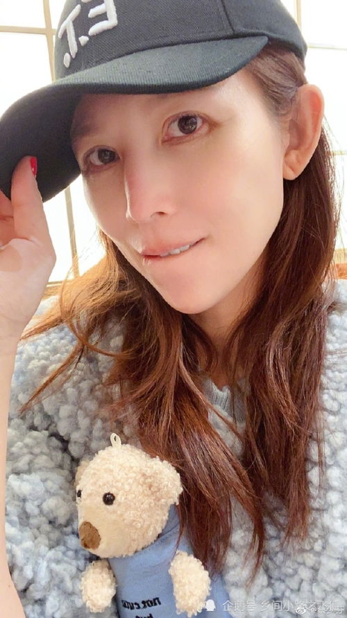 蔡少芬早晨素颜自拍状态好大女儿活泼抢镜头戏很足