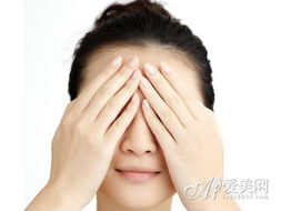 养生黑眼圈不消当心5种病6招调理甩熊猫眼