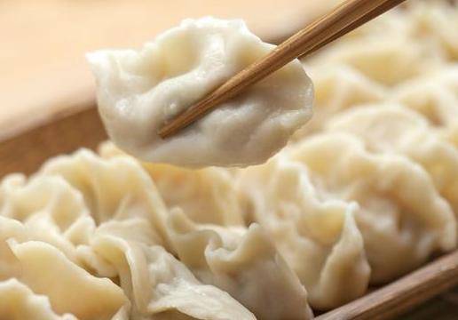 调韭菜馅,这2种调料最好不要放,很多人不懂,难怪饺子不鲜不香
