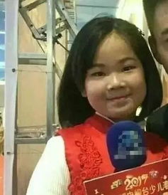 这位医生撞脸岳云鹏,小表情一模一样女儿曾对着小岳岳照片叫爸爸
