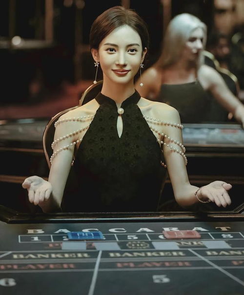 首映下午破6亿,晚上破7亿,孤注一掷提档彻底打碎吴京10亿梦
