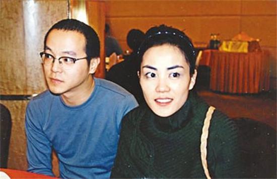 窦唯前妻携女儿罕见出镜,高原形象被指和王菲差距太大