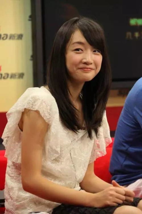 不会写段子的影后不是好表情包,周冬雨知乎也被扒