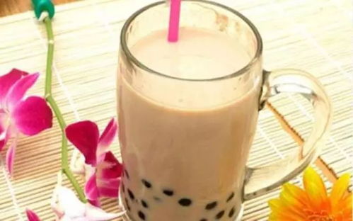 烘焙圈子珍珠与奶茶的做法我最喜欢的是边喝奶茶边咀嚼珍珠的幸福感觉