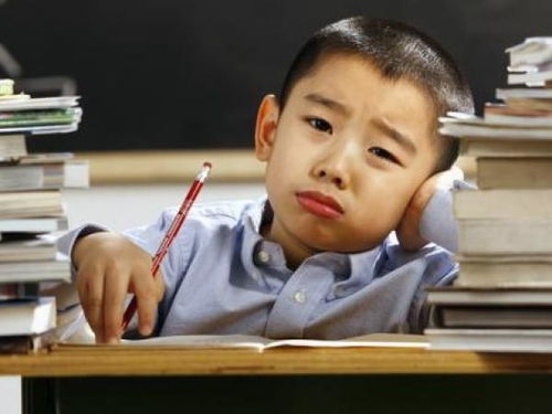 表情我是上海同济医院儿科副主任医师梅竹,如何帮孩子克服开学焦虑症...表情