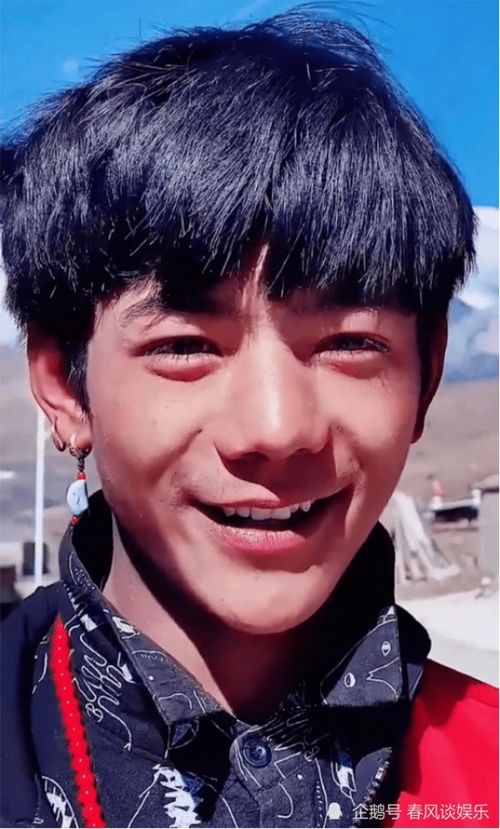 黄子韬骗徐艺洋600块红包,否认蹭丁真热度热度流量钱名利我缺哪个