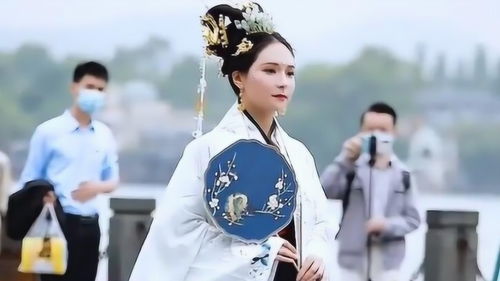 穿上汉服的小姐姐魅力四射,说是仙女下凡也不为过吧