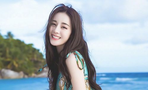 35个代言年入37亿,一心成为杨幂2.0,只有美貌的热巴能行吗