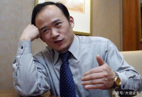 湖北首富败落住天价酒店亲哥借10万都不愿给,今移民新加坡
