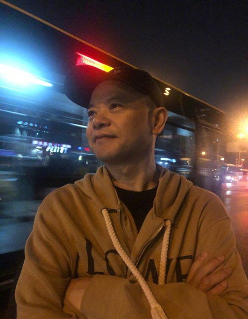 黄子韬举办生日会,现场直言自己不想过生日,听到原因太心疼他了