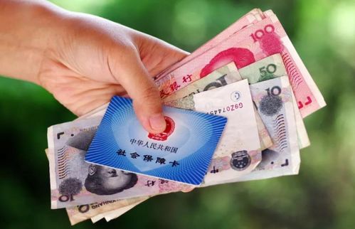 养老金迎来17连涨,众人却还不满意每月4000元,够养老吗