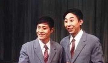 他抛下冯巩移居海外,转身又被警局拘留的刘伟,如今怎么样了
