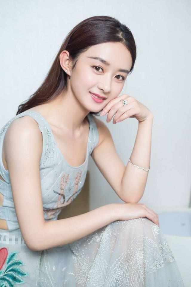 赵丽颖皮皮虾长裙是地摊货赵丽颖要退出娱乐圈