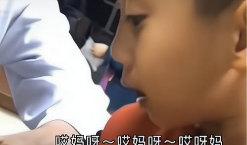 3岁委屈萝莉,打针后非要找医生算账,爸爸差点没拦住