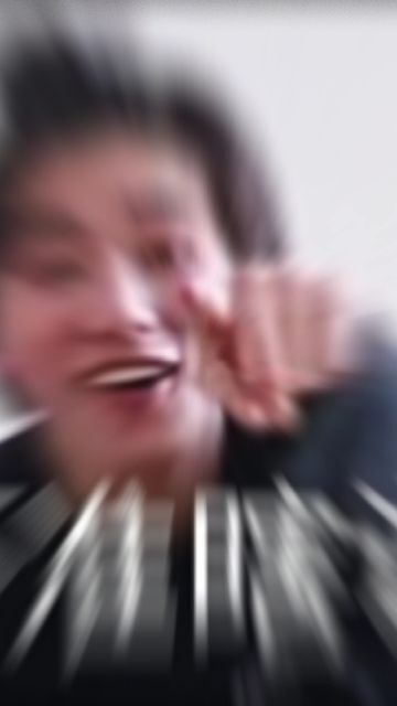 BOOM!表情包自首