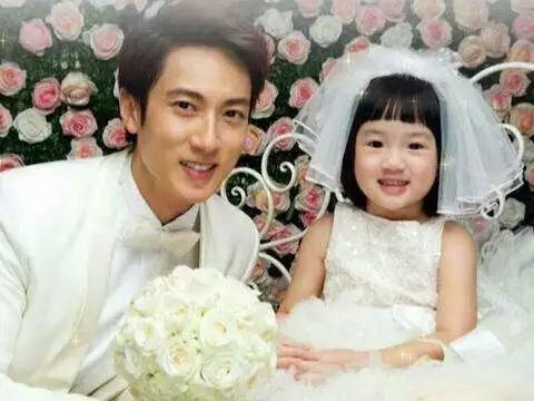 吴尊太太林丽莹一个女人决定一个家的教养12个细节看出