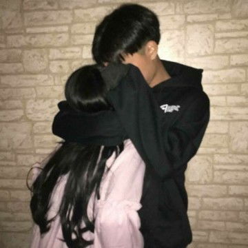比较亲密的情侣头像双人暧昧情侣组合头像