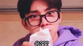 theboyz签售vlog我给了最爱一颗真正的橡子柱在cp糖李柱延因为多上一年幼儿园大哭美女爱上刺激战场池昌民本体真的是松鼠