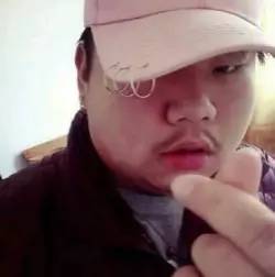 脸红怪我咯表情包胖胖